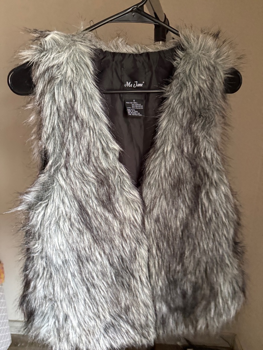 Me Jane Gray Faux Fur Vest